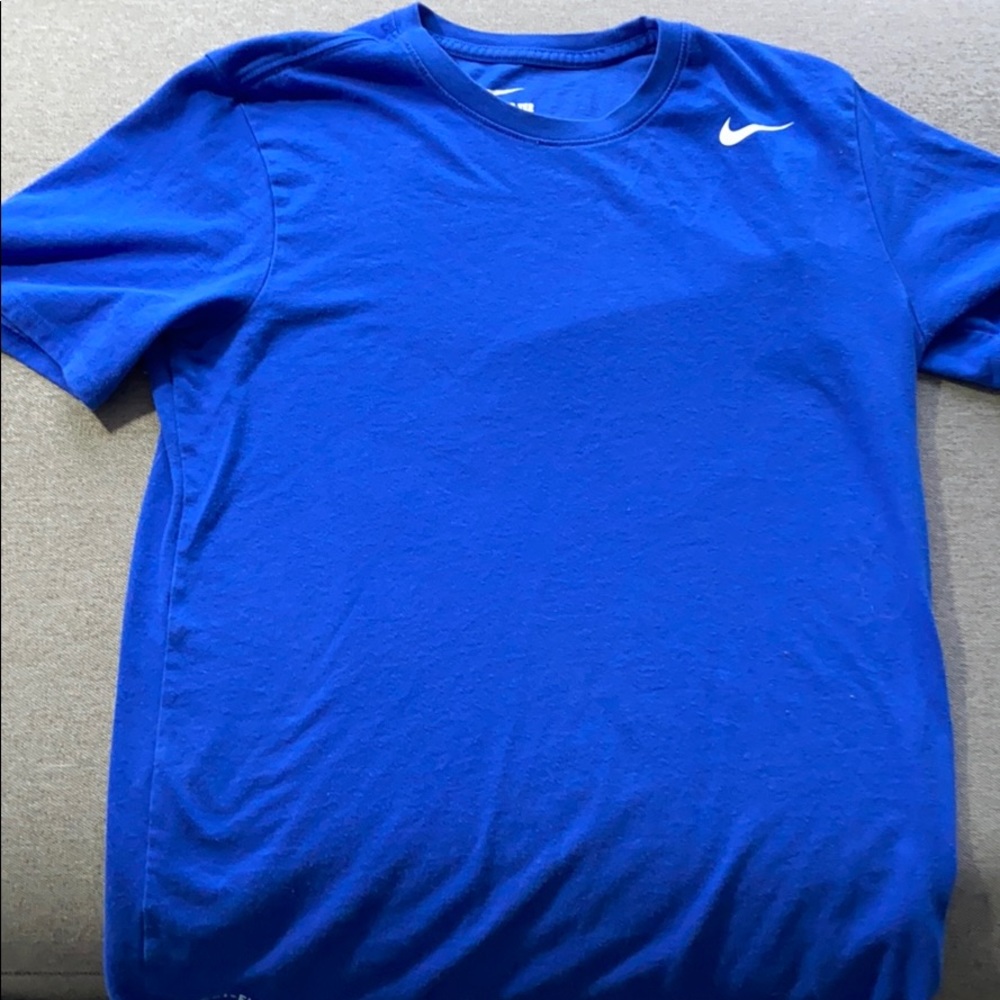 Nike men’s dri-fit workout tee